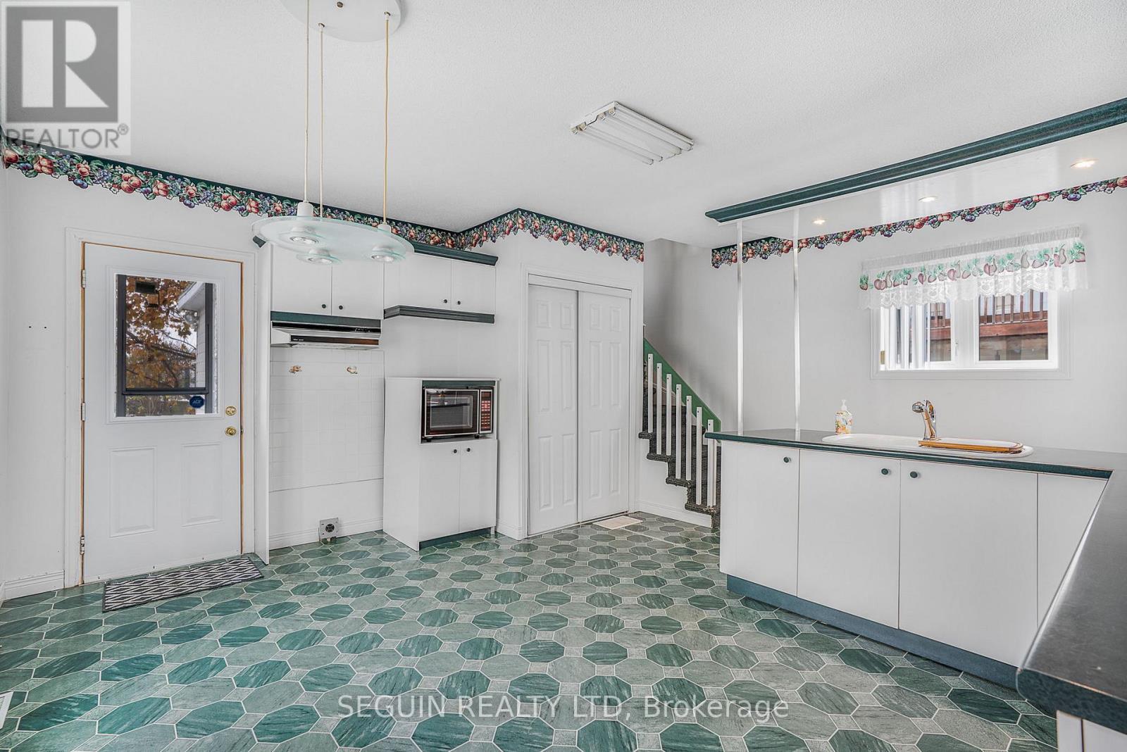 1172 Main Street E, Hawkesbury, Ontario  K6A 1C1 - Photo 20 - X12571296