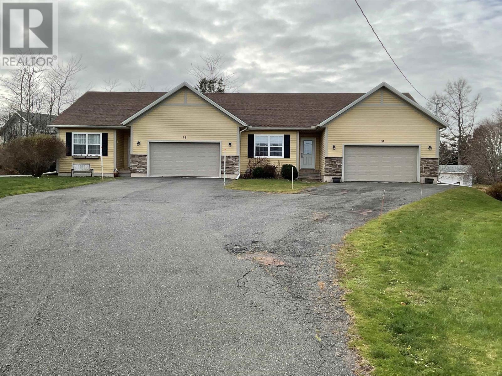 18 Kehough Court, Cornwall, Prince Edward Island  C0A 1H5 - Photo 37 - 202528151