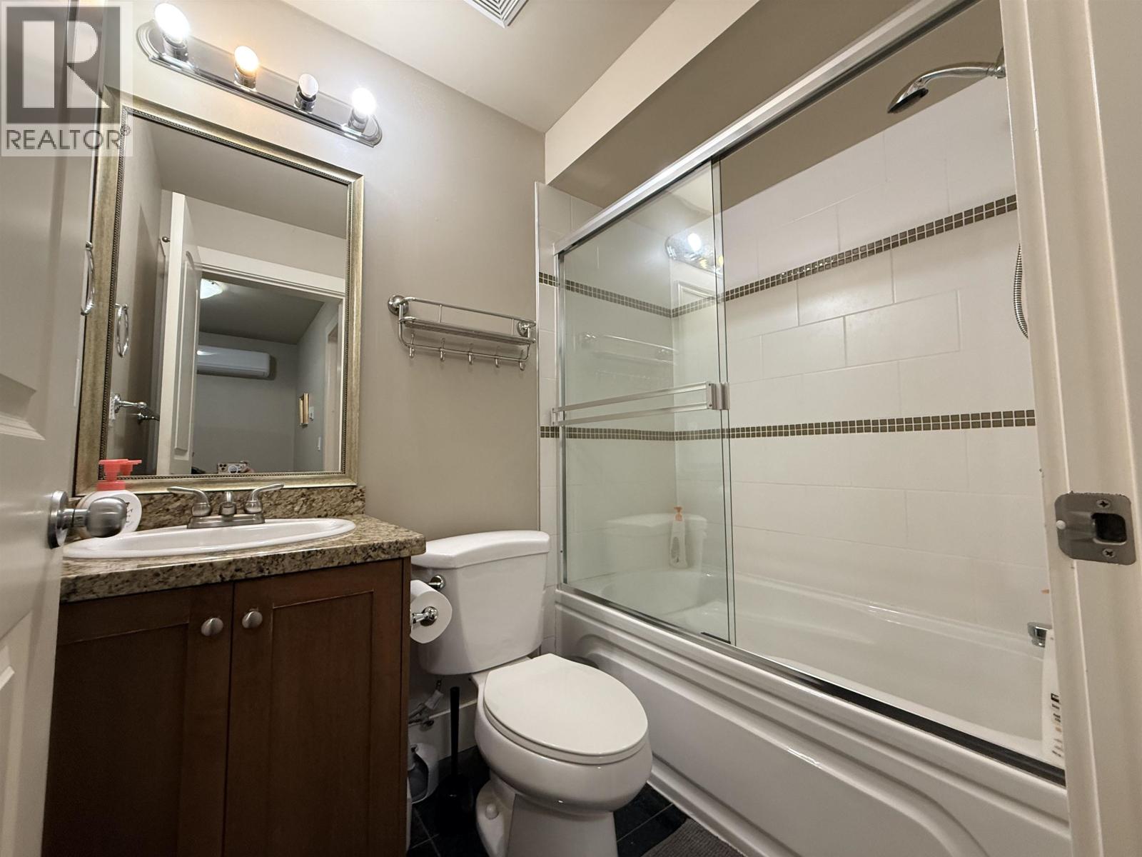 888 W 61st Avenue, Vancouver, British Columbia  V6P 2B7 - Photo 5 - R3069518