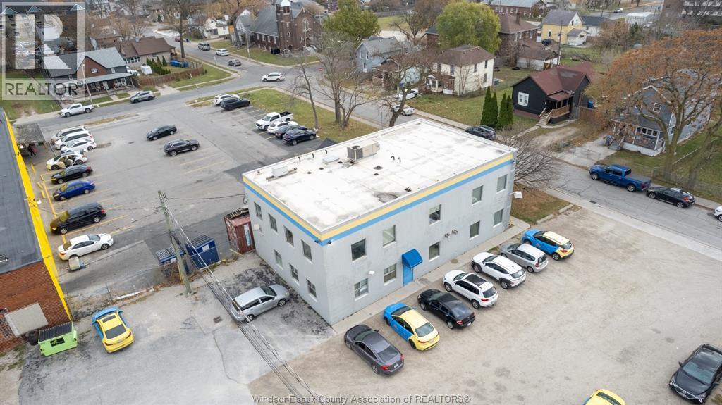 MLS# 25029415: 330-350 TUSCARORA, Windsor, Canada