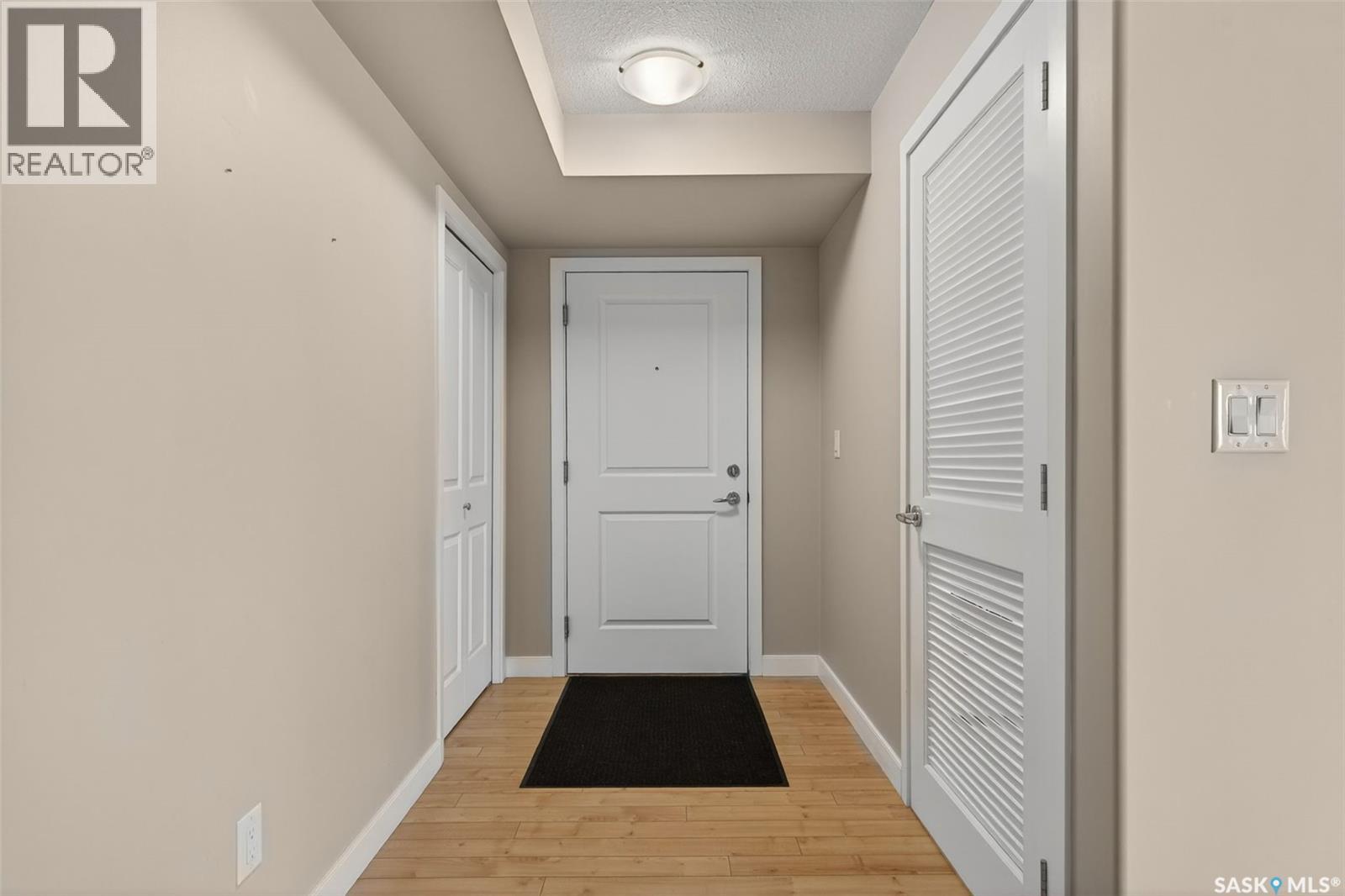 104 2311 Windsor Park Road, Regina, Saskatchewan  S4V 1S2 - Photo 3 - SK024582