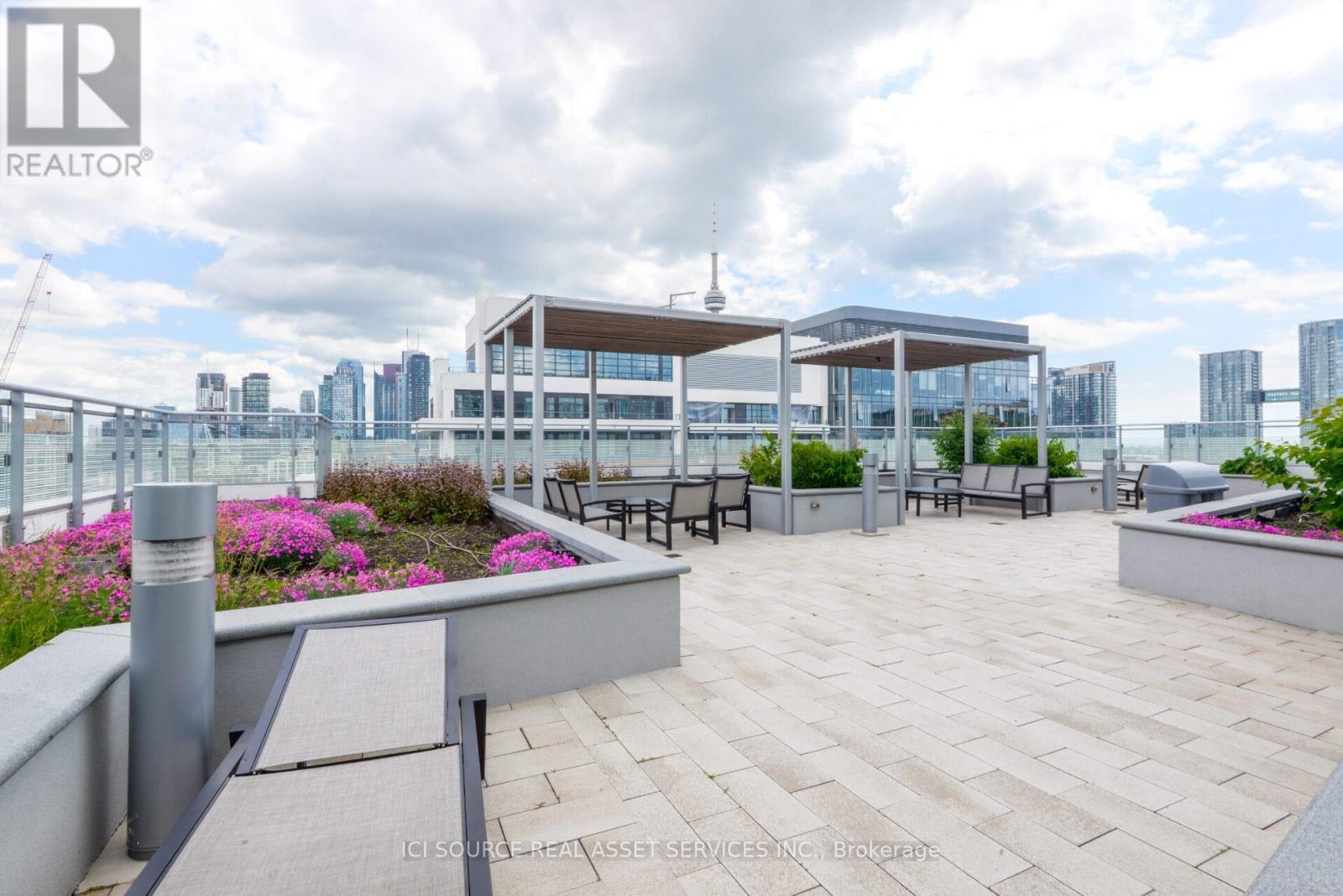 1020 - 525 Adelaide Street W, Toronto, Ontario  M5V 0N7 - Photo 29 - C12461712