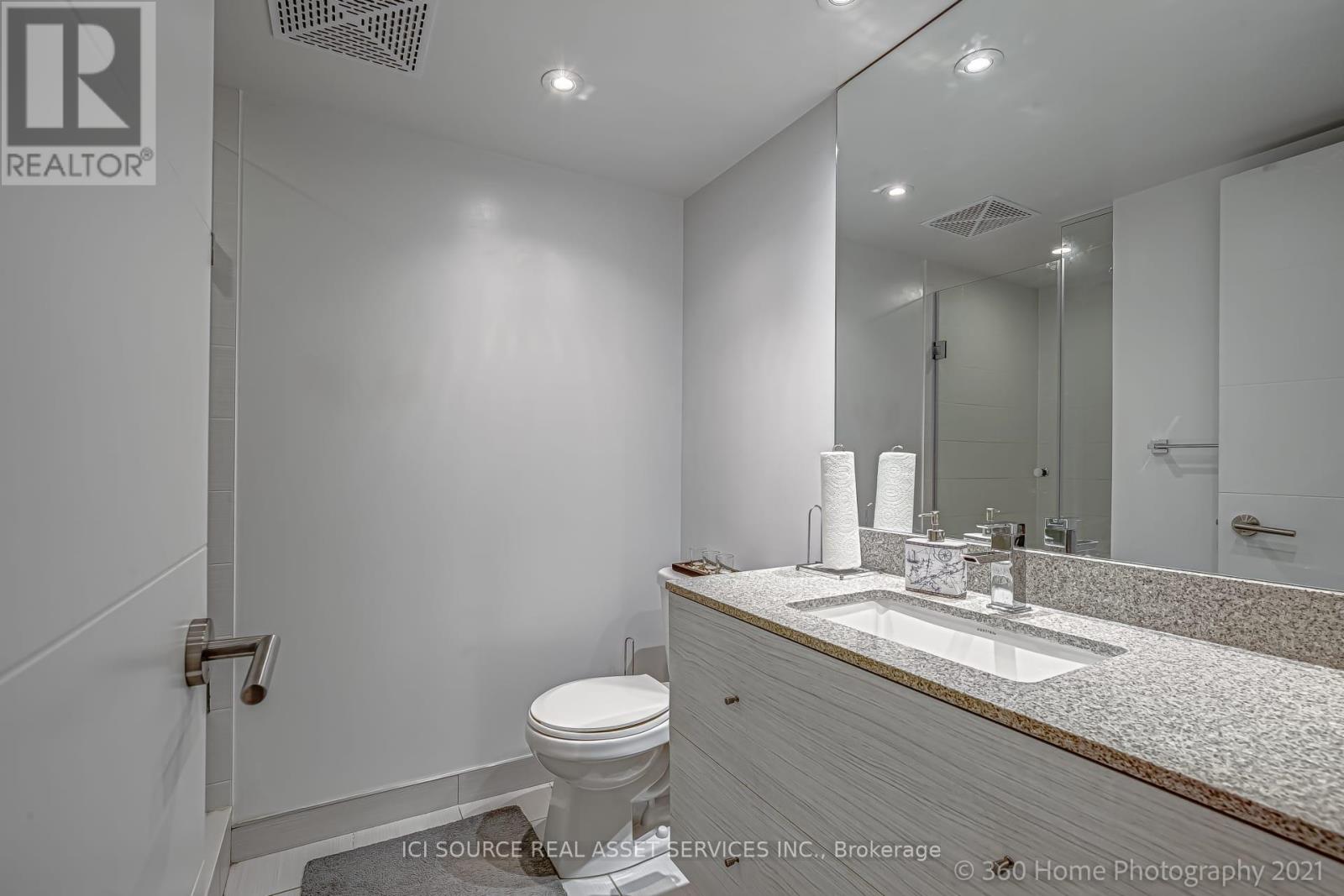 1020 - 525 Adelaide Street W, Toronto, Ontario  M5V 0N7 - Photo 7 - C12461712