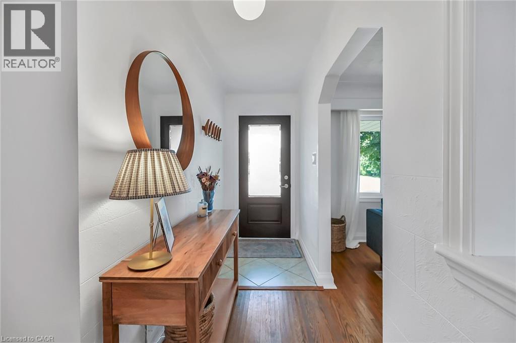 181 West 18th Street, Hamilton, Ontario L9C 4G7 - Photo 4 - 40790140