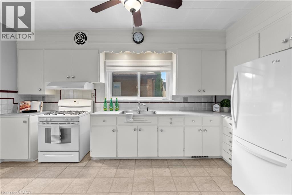 4364 Otter Street, Niagara Falls, Ontario  L2E 1G4 - Photo 18 - 40787825