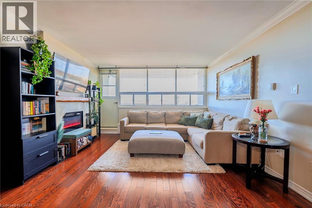 212 Kerr Street Unit# 904, Oakville, Ontario  L6K 3B1 - Photo 3 - 40789568