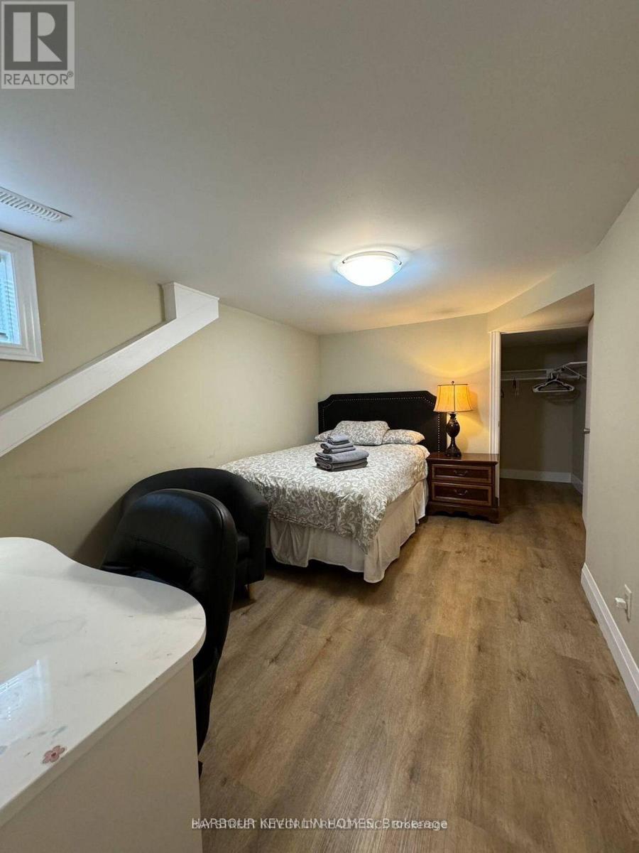 203 Drewry Avenue, Toronto, Ontario  M2M 1E3 - Photo 18 - C12571230