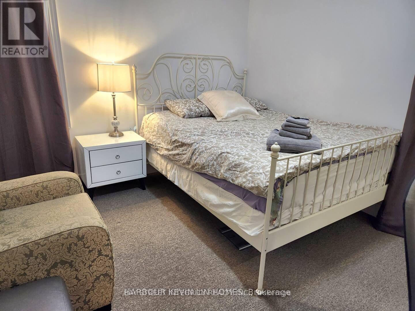 203 Drewry Avenue, Toronto, Ontario  M2M 1E3 - Photo 9 - C12571230