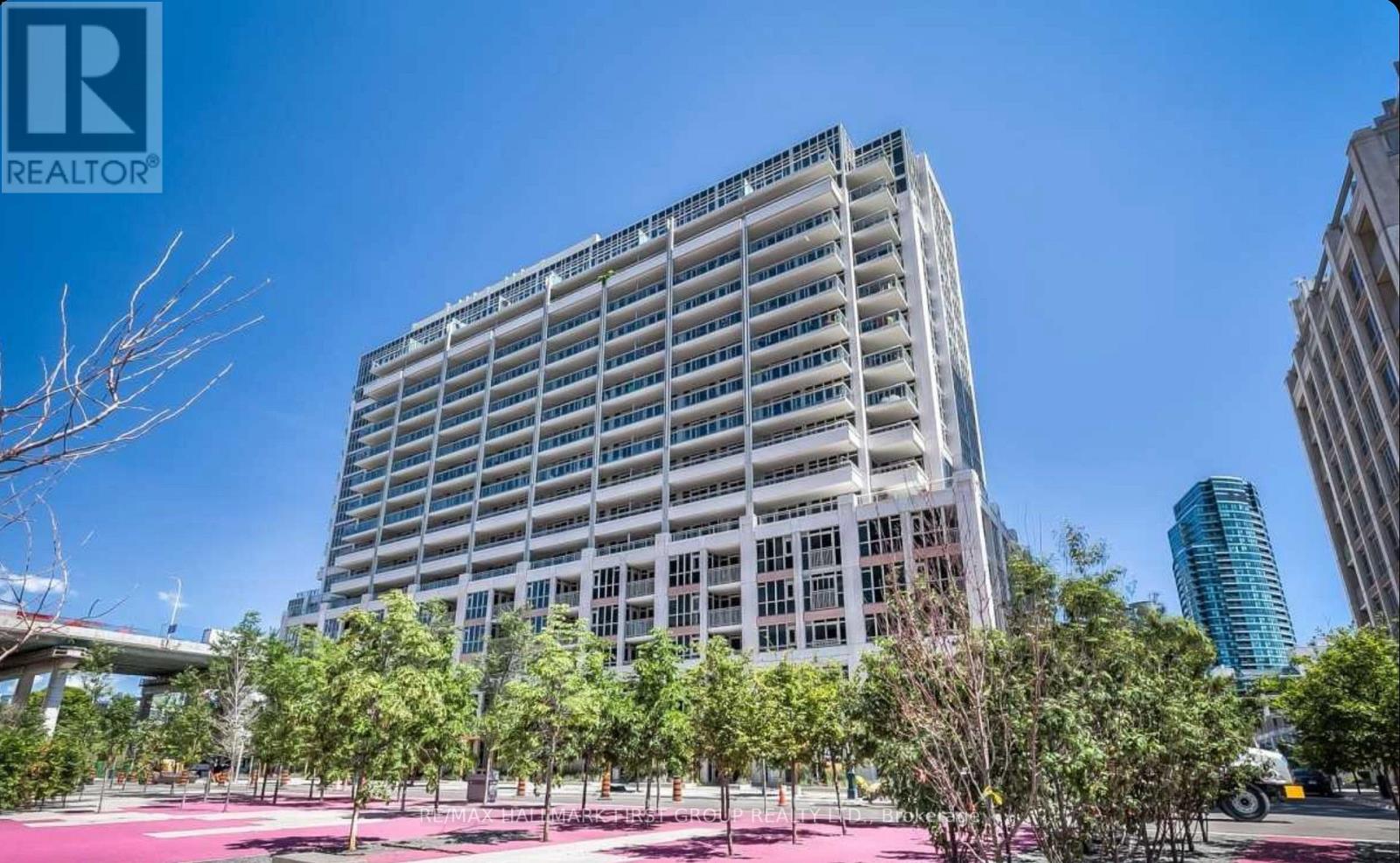 604 - 35 BASTION STREET, Toronto, Ontario