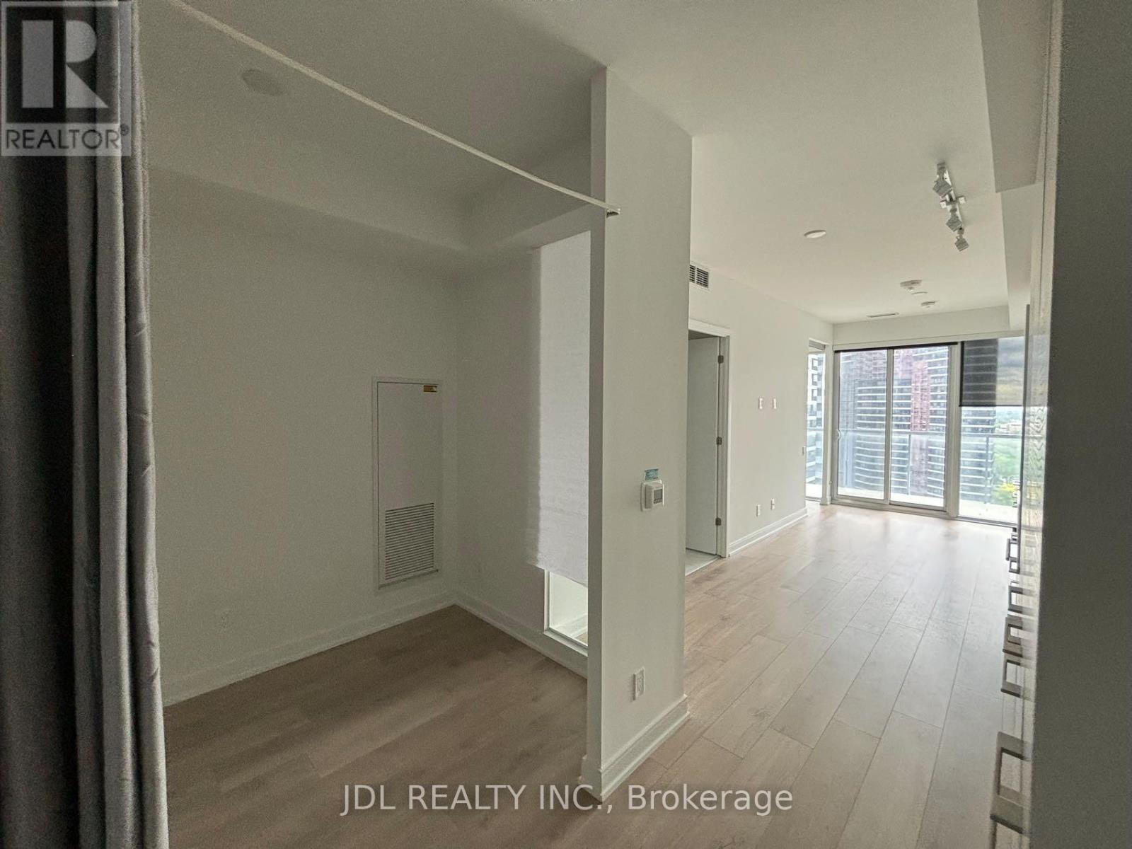 2211 - 3 Gloucester Street, Toronto, Ontario  M4Y 0C6 - Photo 4 - C12571302