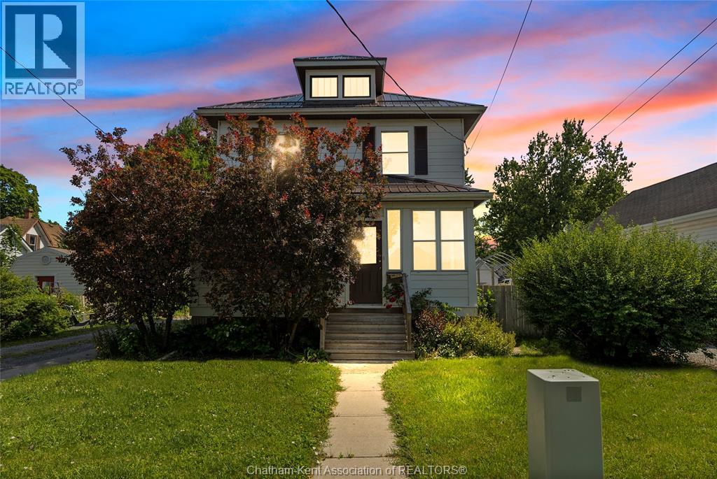 207-209 Inshes Avenue, Chatham, Ontario N7M 2Z5 - Photo 3 - 25029428