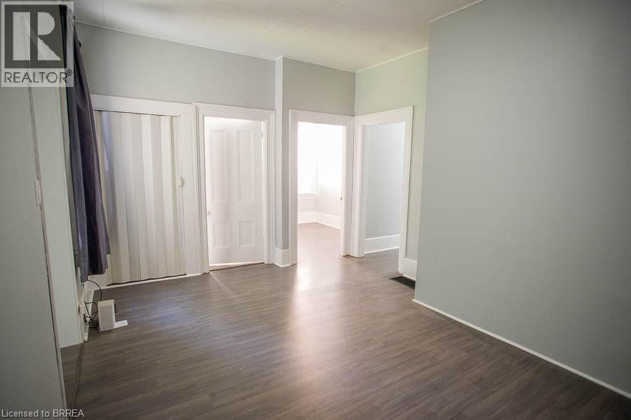 167 Nelson Street, Brantford, Ontario  N3S 4B7 - Photo 6 - 40790151