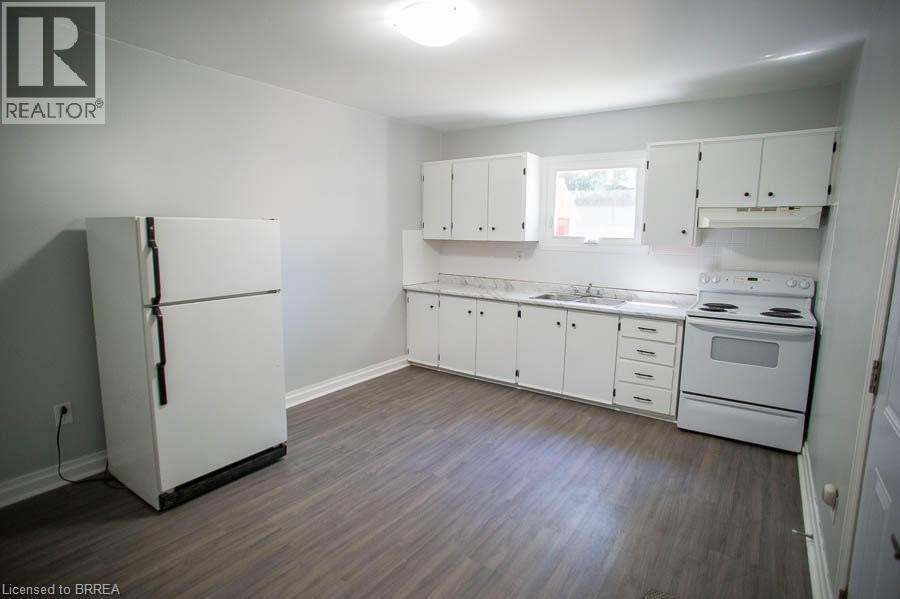 167 Nelson Street, Brantford, Ontario  N3S 4B7 - Photo 7 - 40790151