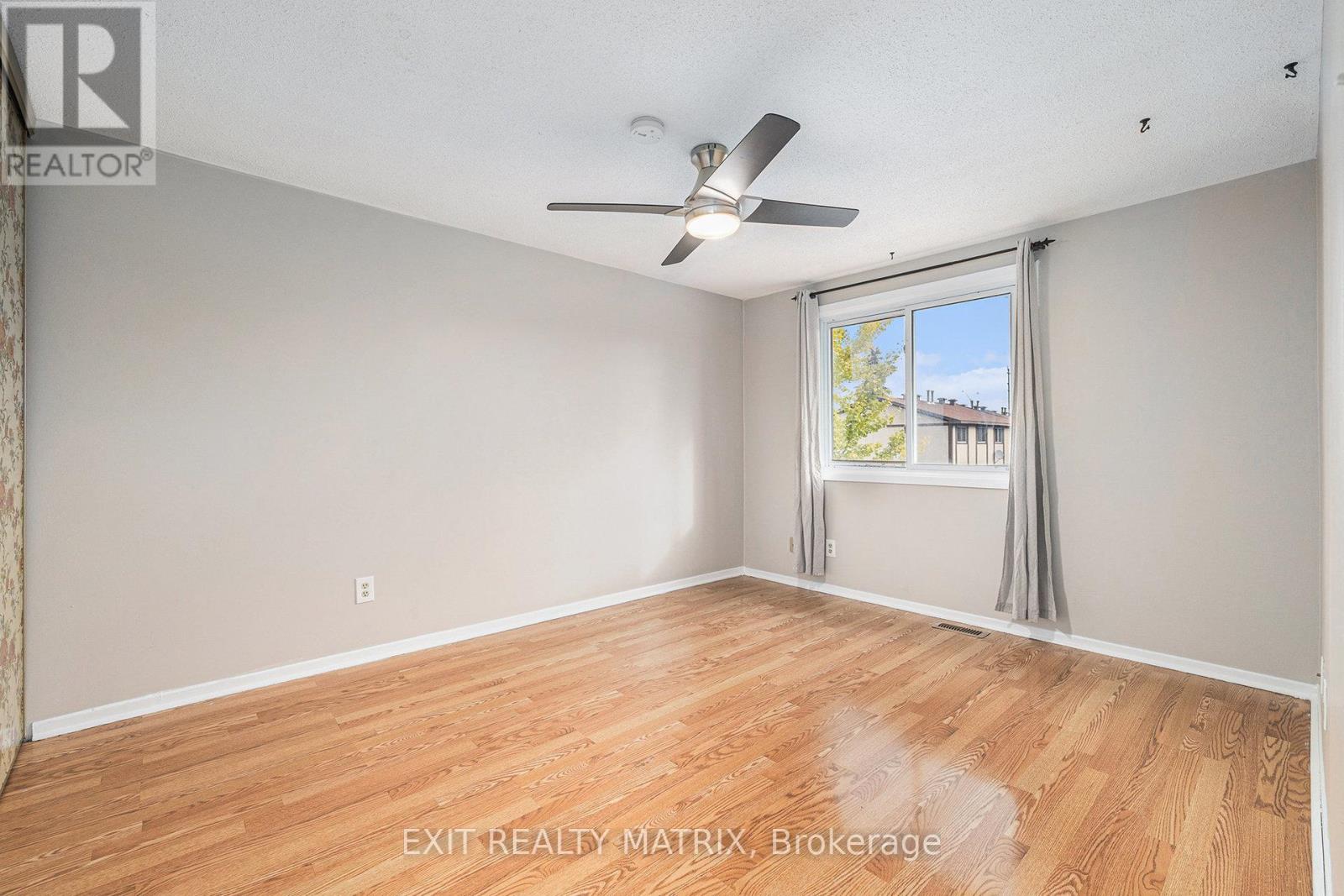 23 Pickford Drive, Ottawa, Ontario  K2L 2C1 - Photo 19 - X12571340