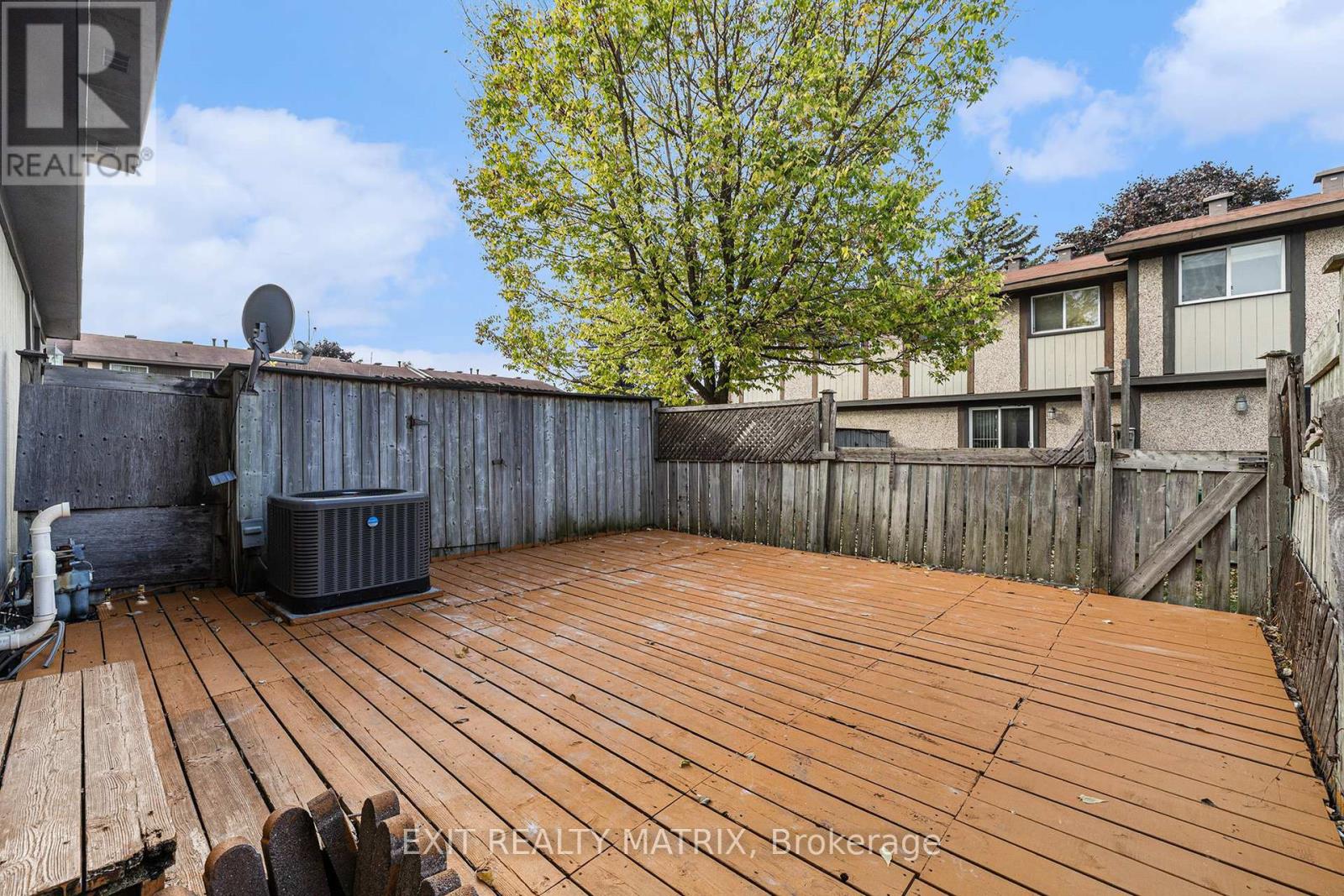 23 Pickford Drive, Ottawa, Ontario  K2L 2C1 - Photo 30 - X12571340