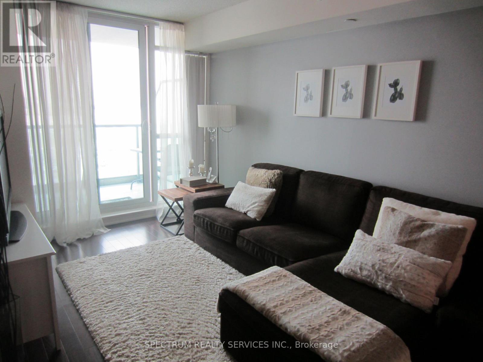 708 - 215 Sherway Gardens, Toronto, Ontario  M9C 0A4 - Photo 9 - W12566668