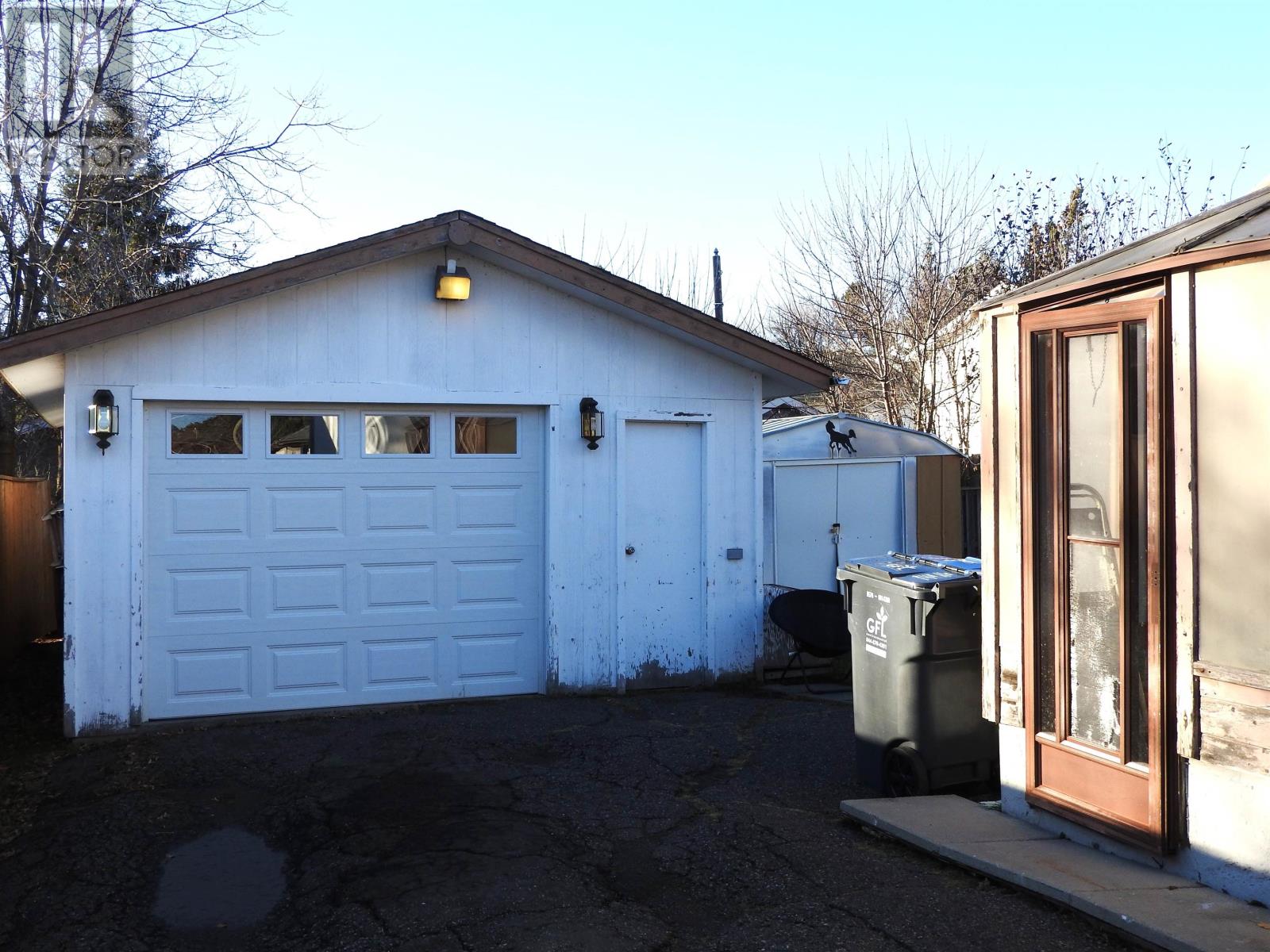 17 Penfold St, Thunder Bay, Ontario  P7A 3J6 - Photo 31 - TB253537