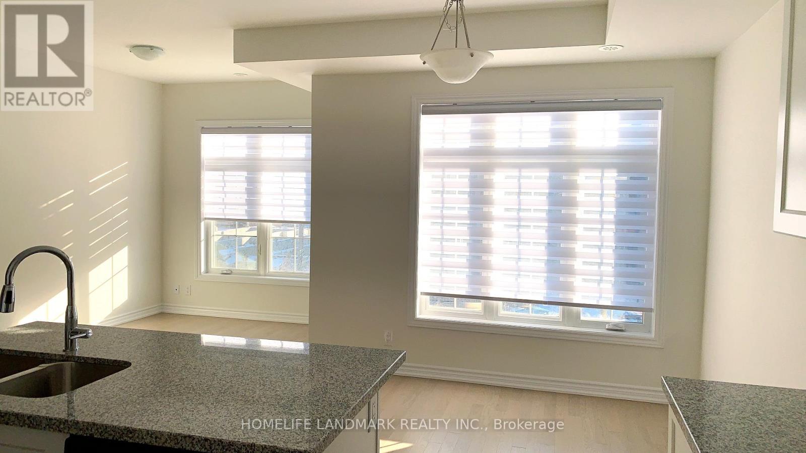 99 William Shearn Crescent, Markham, Ontario  L6C 3J5 - Photo 3 - N12571260