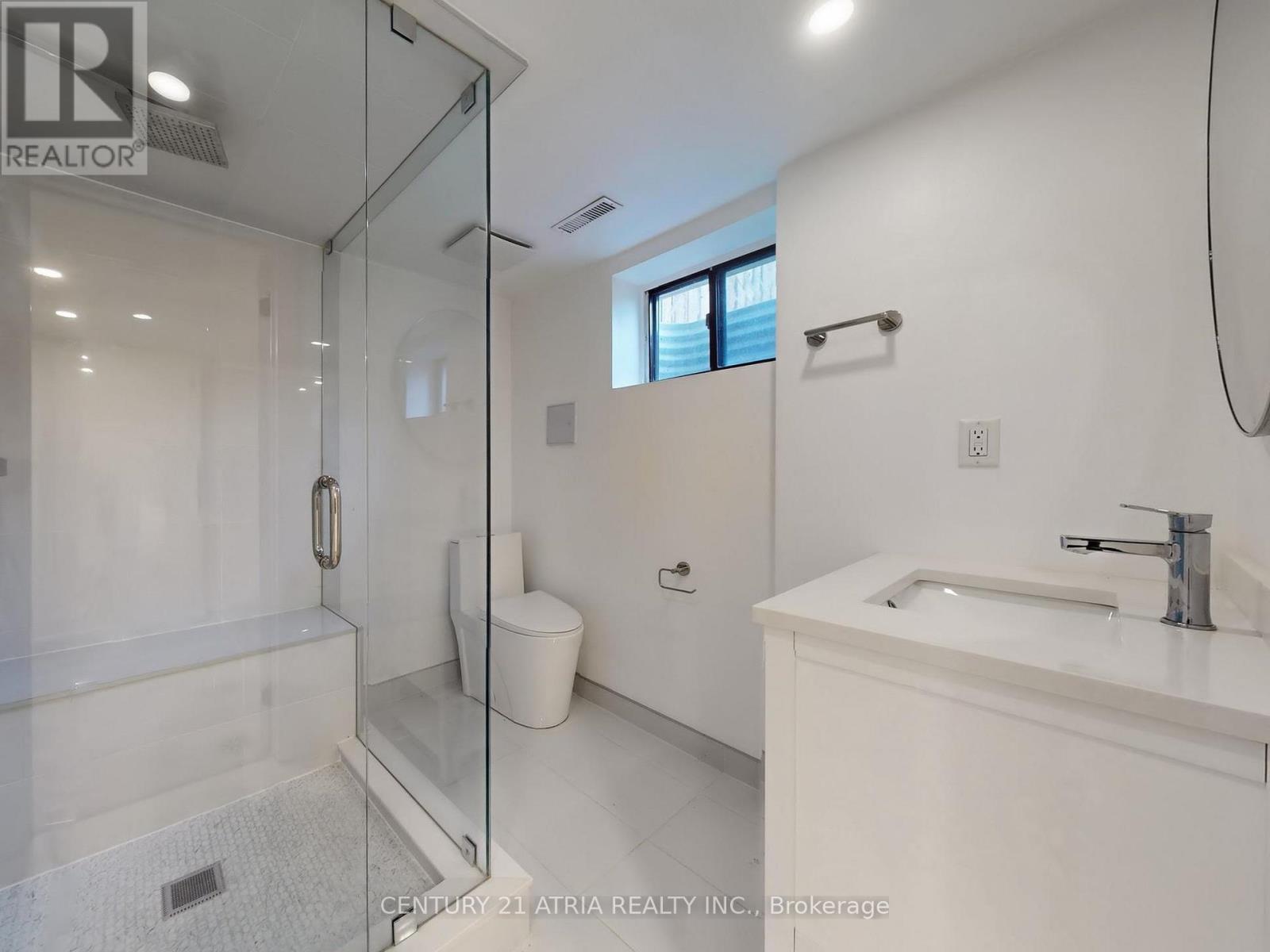 9 - 189 Springhead Gardens, Richmond Hill, Ontario  L4C 5C7 - Photo 27 - N12571272