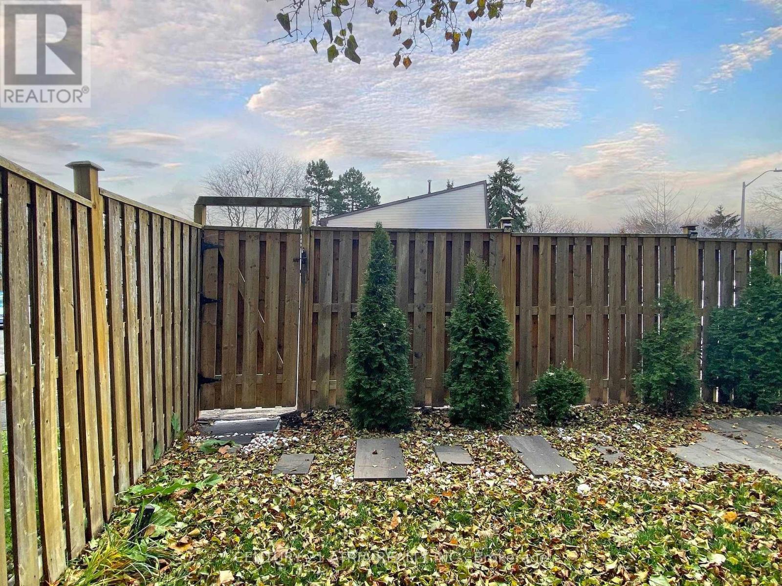 9 - 189 Springhead Gardens, Richmond Hill, Ontario  L4C 5C7 - Photo 30 - N12571272