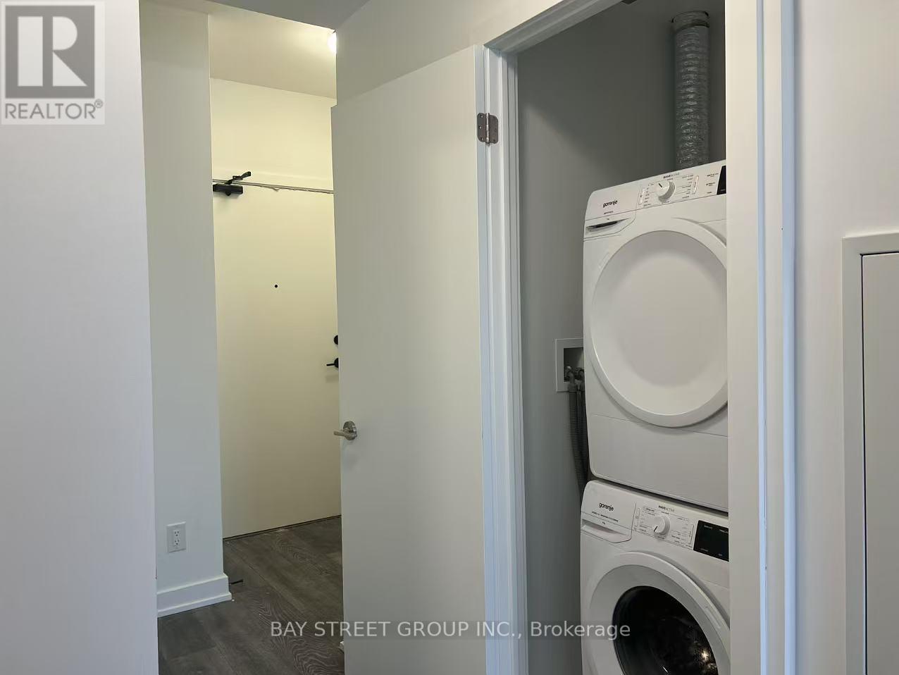 510 - 8888 Yonge Street E, Richmond Hill, Ontario  L4C 6Z1 - Photo 4 - N12571274