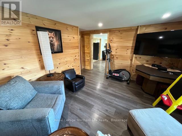 6741 Highway 11 N, Temagami, Ontario  P0H 2H0 - Photo 16 - X12571462