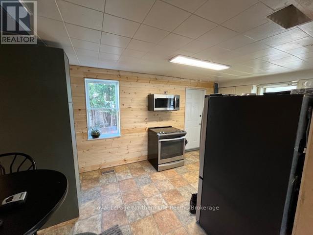 6741 Highway 11 N, Temagami, Ontario  P0H 2H0 - Photo 6 - X12571462