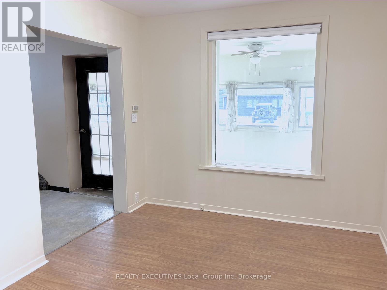 844 Queen Street, North Bay, Ontario  P1A 1T9 - Photo 13 - X12571466