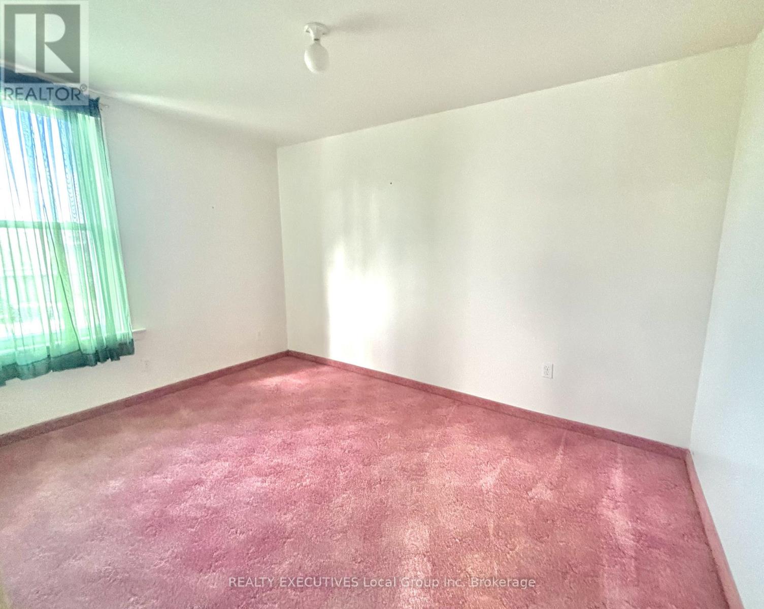 844 Queen Street, North Bay, Ontario  P1A 1T9 - Photo 20 - X12571466