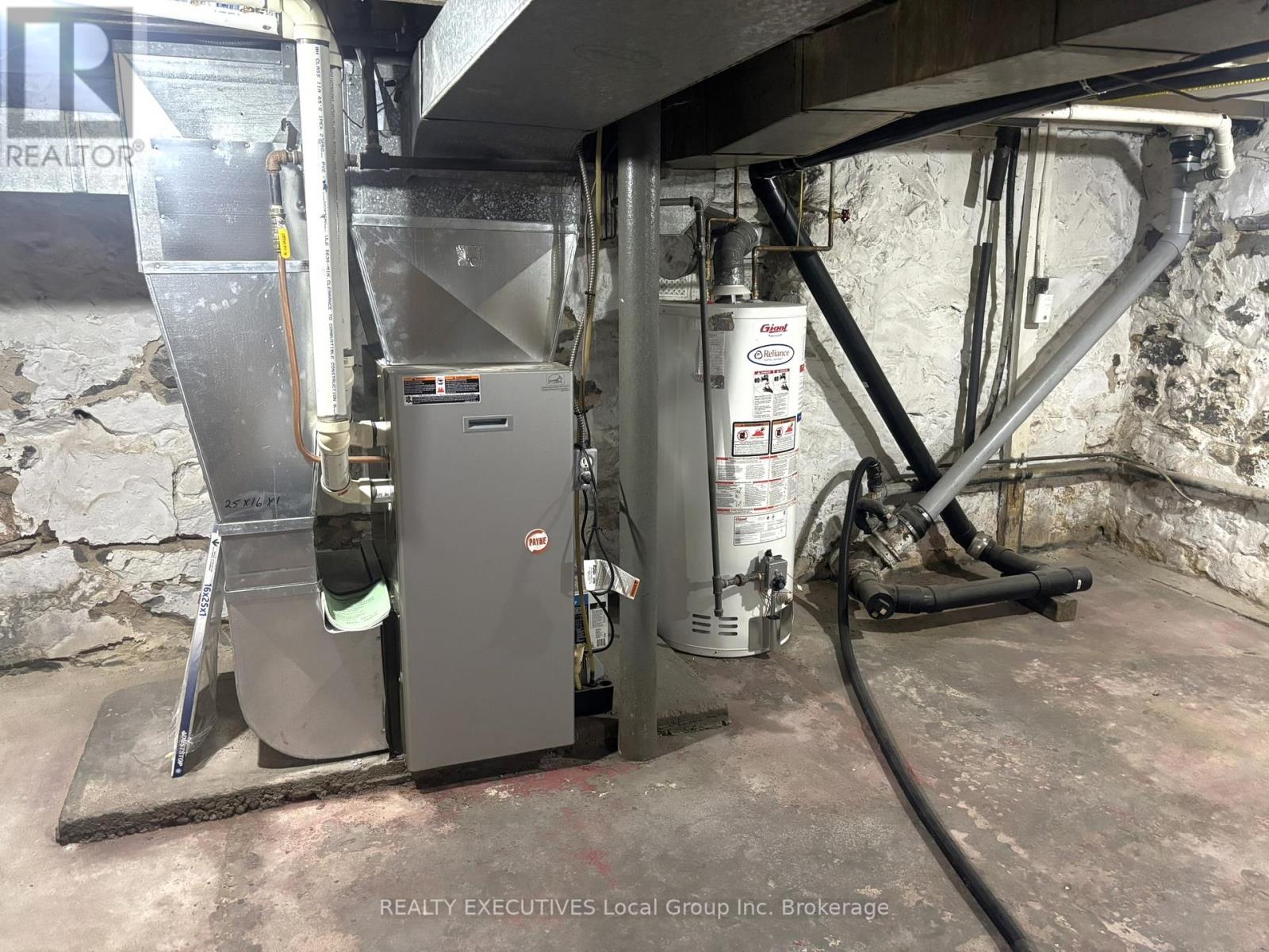 844 Queen Street, North Bay, Ontario  P1A 1T9 - Photo 26 - X12571466