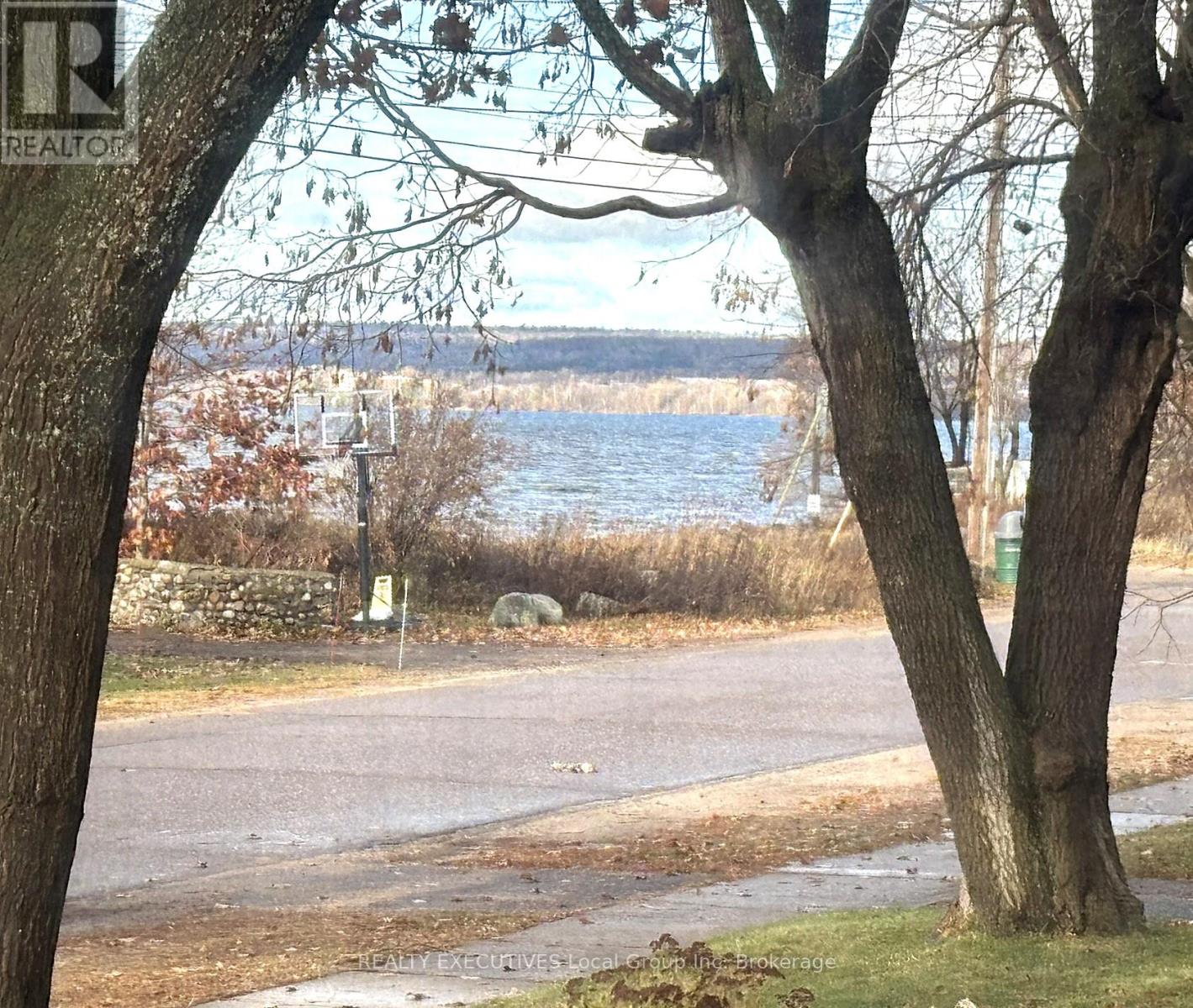 844 Queen Street, North Bay, Ontario  P1A 1T9 - Photo 28 - X12571466