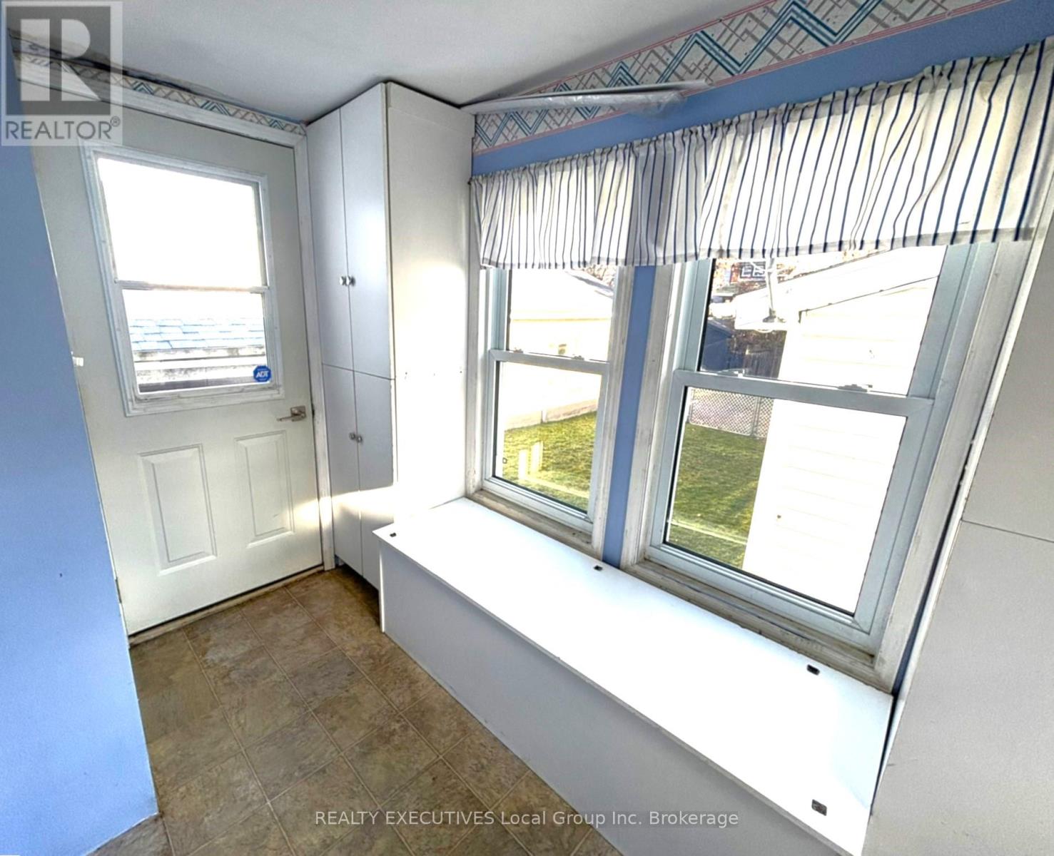 844 Queen Street, North Bay, Ontario  P1A 1T9 - Photo 29 - X12571466