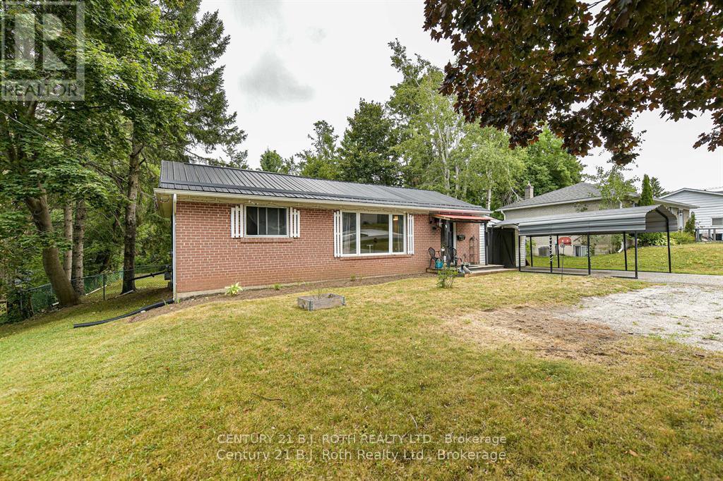 29 Quinn Avenue, Orillia, Ontario  L3V 3H6 - Photo 3 - S12571198