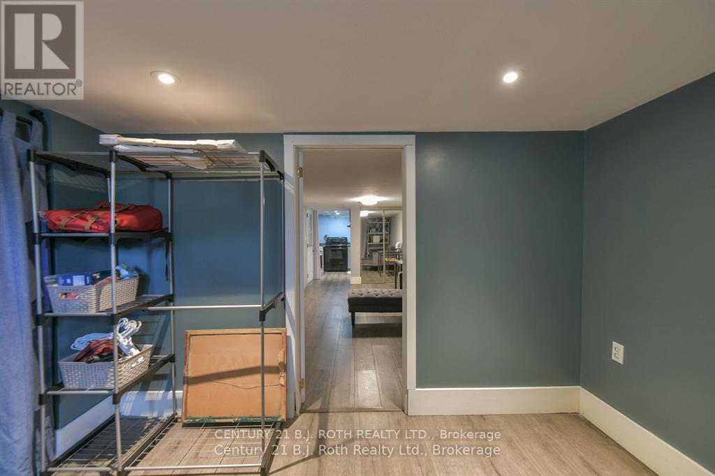 29 Quinn Avenue, Orillia, Ontario  L3V 3H6 - Photo 44 - S12571198