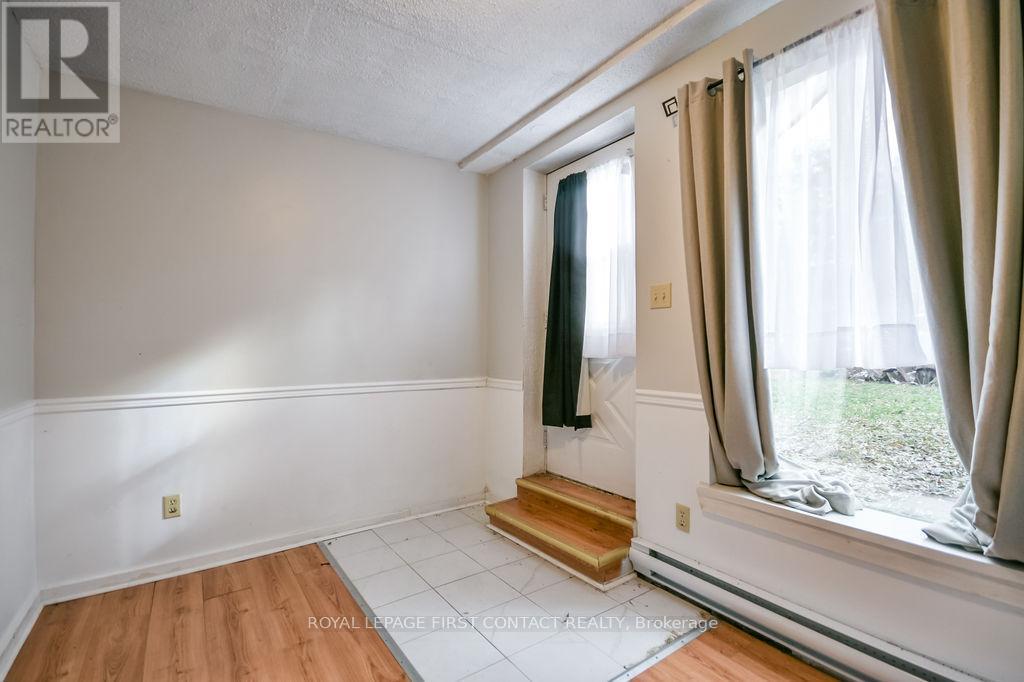 3071 Mosley Street, Wasaga Beach, Ontario  L9Z 1W7 - Photo 21 - S12571286