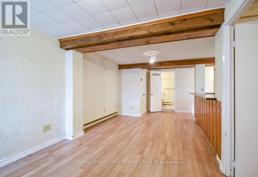 3071 Mosley Street, Wasaga Beach, Ontario  L9Z 1W7 - Photo 6 - S12571286