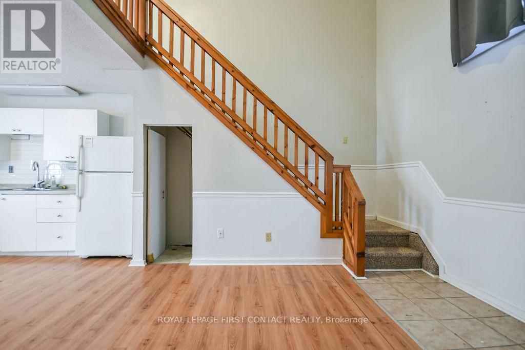 3071 Mosley Street, Wasaga Beach, Ontario  L9Z 1W7 - Photo 16 - S12571288