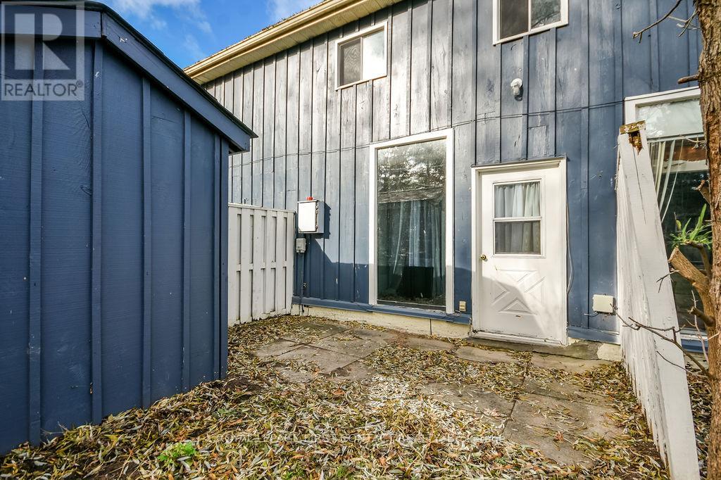 3071 Mosley Street, Wasaga Beach, Ontario  L9Z 1W7 - Photo 25 - S12571288