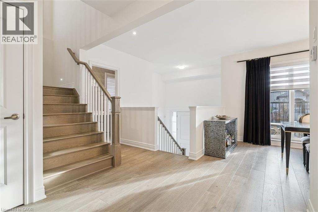 47 Cielo Court, Hamilton, Ontario  L9B 0J1 - Photo 4 - 40790091