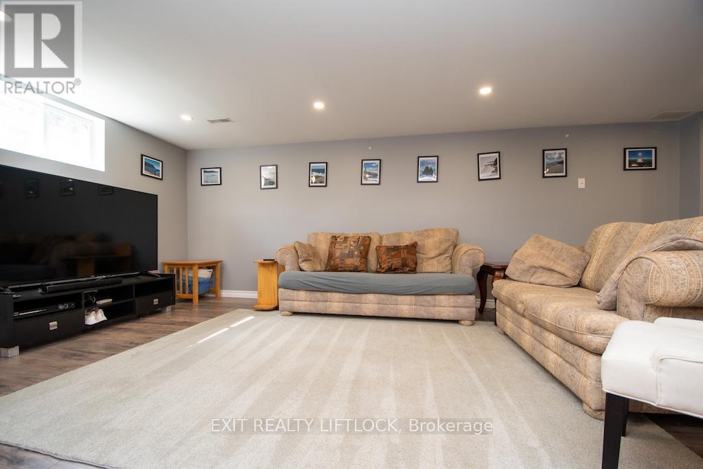 1456 Firwood Crescent, Peterborough, Ontario  K9K 1J1 - Photo 39 - X12571344