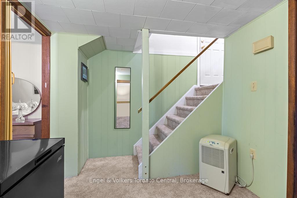 997 15th 'b' Street E, Owen Sound, Ontario N4K 5V7 - Photo 21 - X12571382