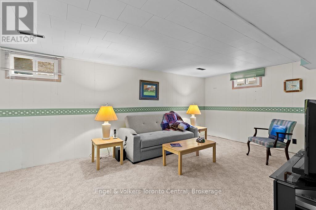 997 15th 'b' Street E, Owen Sound, Ontario N4K 5V7 - Photo 22 - X12571382