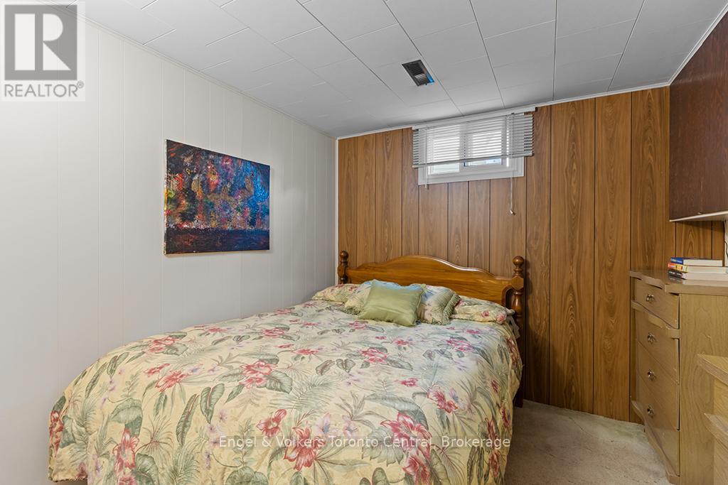 997 15th 'b' Street E, Owen Sound, Ontario N4K 5V7 - Photo 25 - X12571382