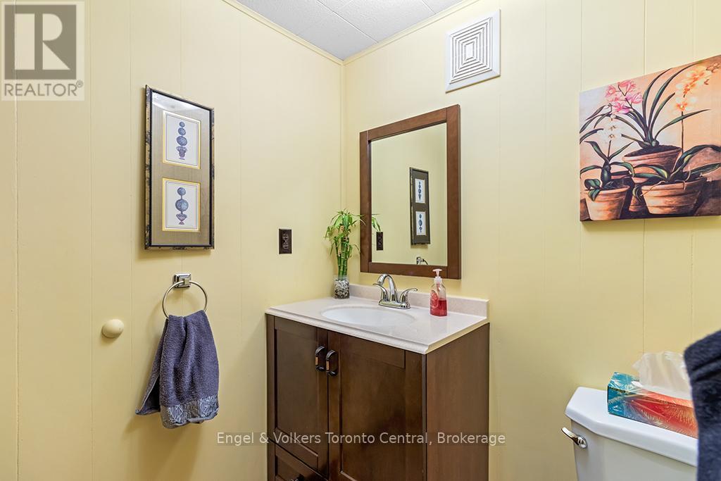 997 15th 'b' Street E, Owen Sound, Ontario N4K 5V7 - Photo 26 - X12571382