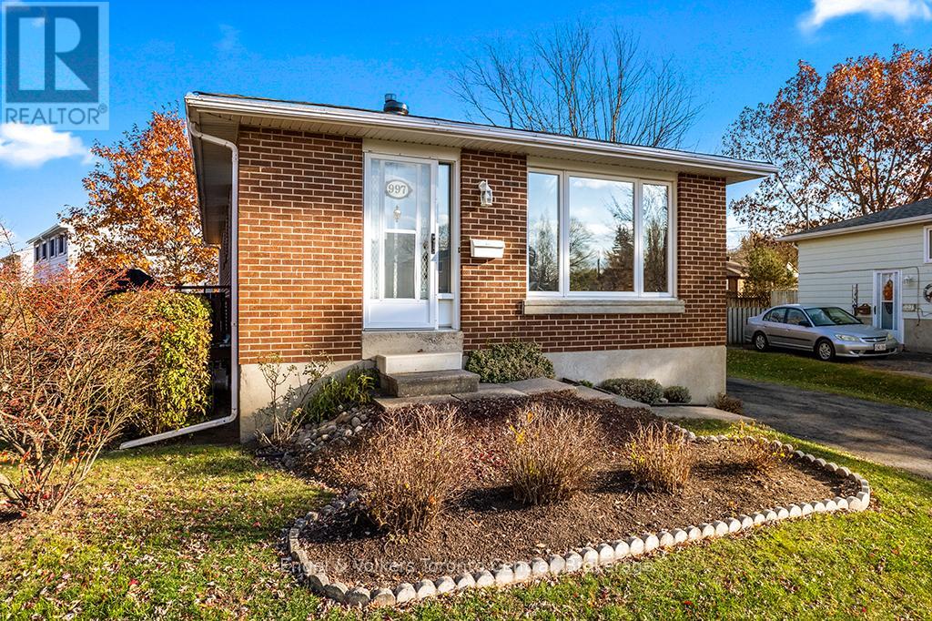 997 15th 'b' Street E, Owen Sound, Ontario N4K 5V7 - Photo 6 - X12571382
