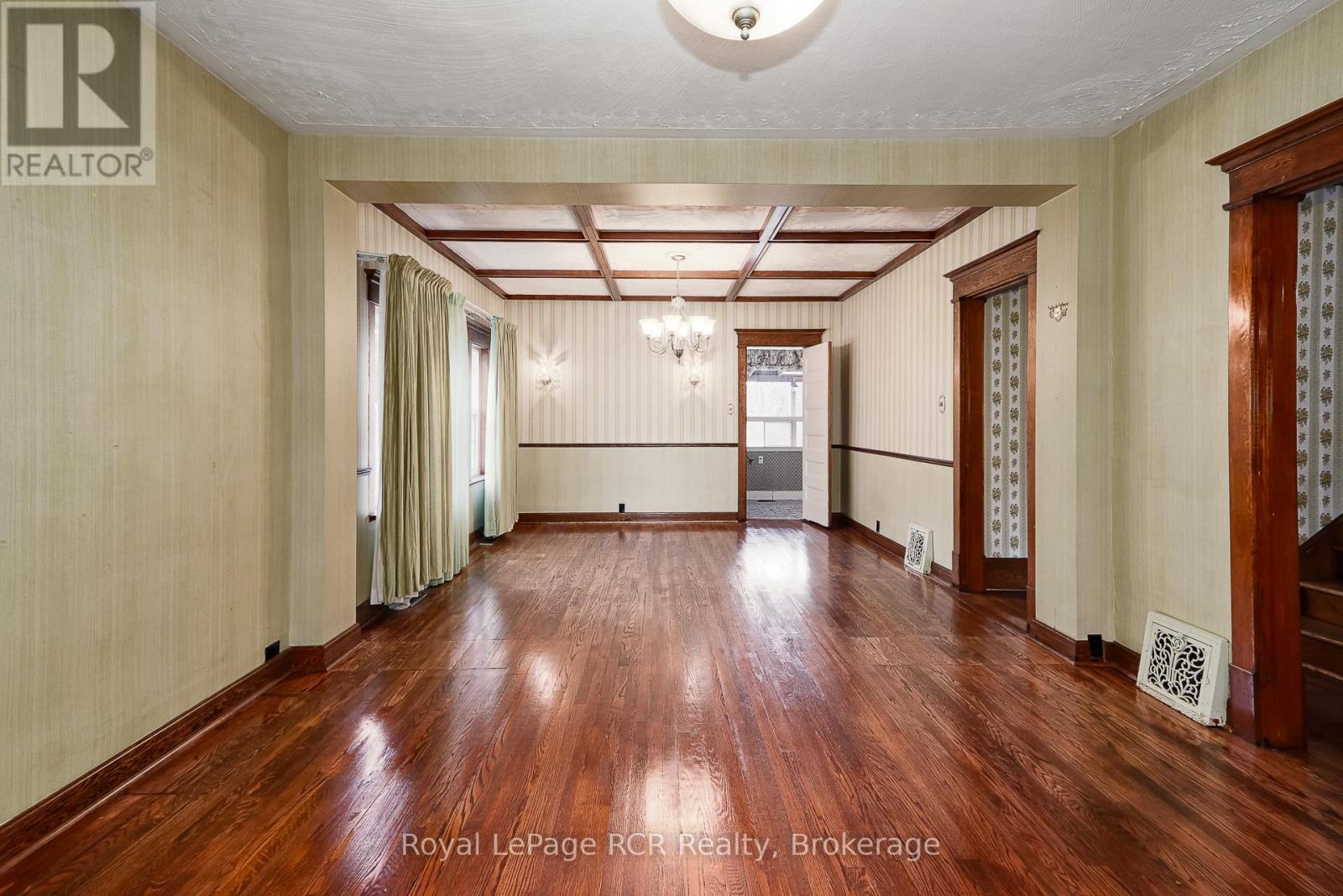 143 Trowbridge Street W, Meaford, Ontario N4L 1G3 - Photo 10 - X12571478