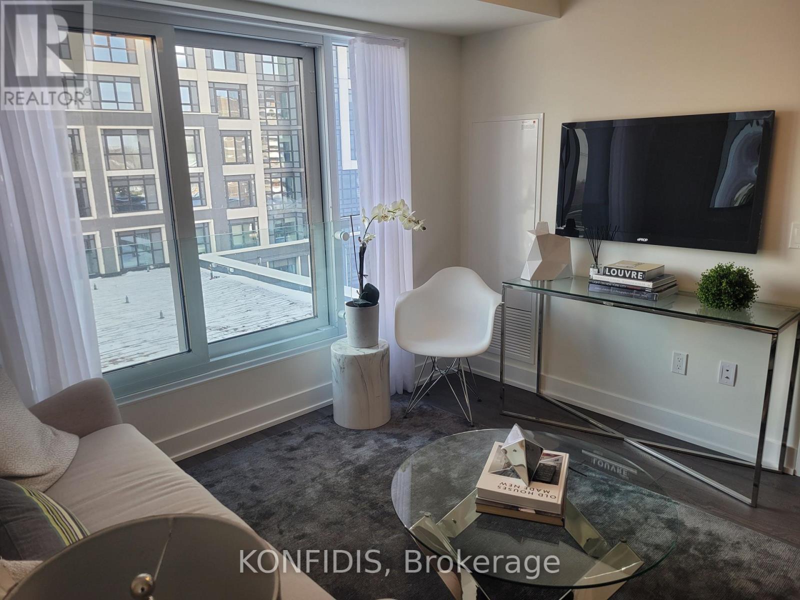 601 - 7 Mabelle Avenue, Toronto, Ontario  M9A 0C9 - Photo 5 - W12571238