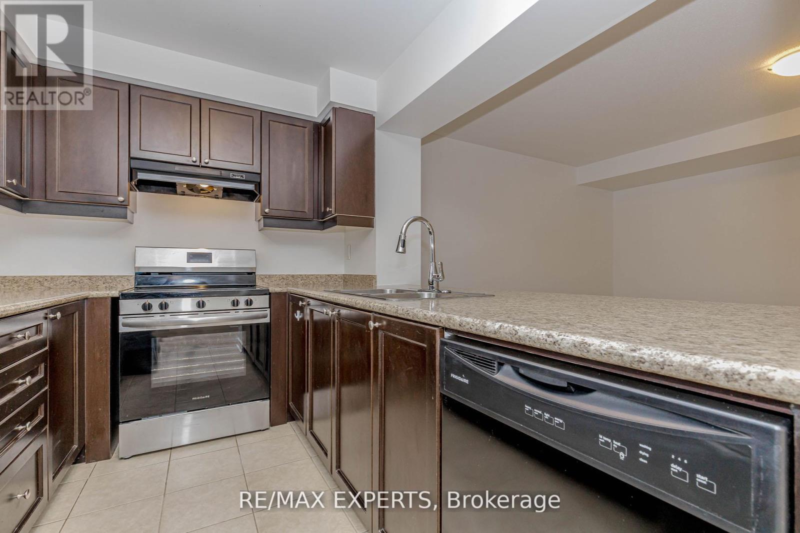 27 - 86 Baycliffe Crescent, Brampton, Ontario  L7A 3Z3 - Photo 19 - W12571250