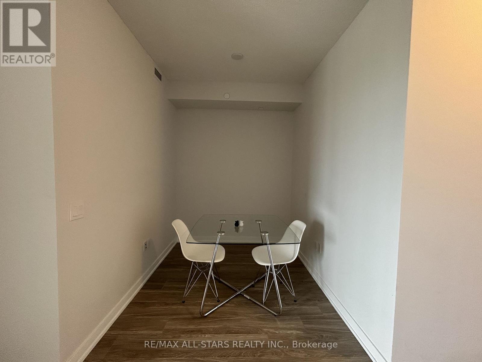 1003 - 4085 Parkside Village Drive, Mississauga, Ontario  L5B 0K9 - Photo 3 - W12571318