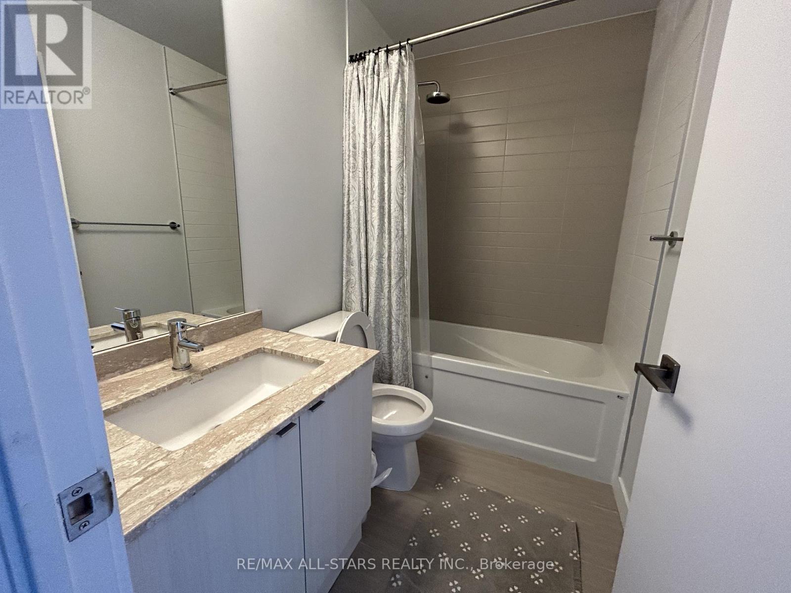 1003 - 4085 Parkside Village Drive, Mississauga, Ontario  L5B 0K9 - Photo 5 - W12571318